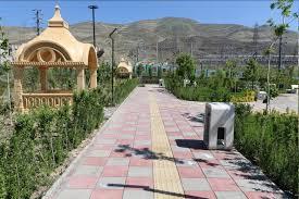 پارک چیتگر، تهران — مسیرهای پیاده‌رو